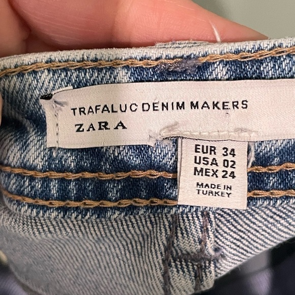 Zara Trafaluc Denim High waisted cutoff shorts - Picture 3 of 5